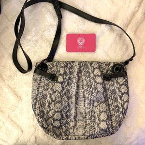 Vince Camuto snakeskin looking crossbody w/ dust bag